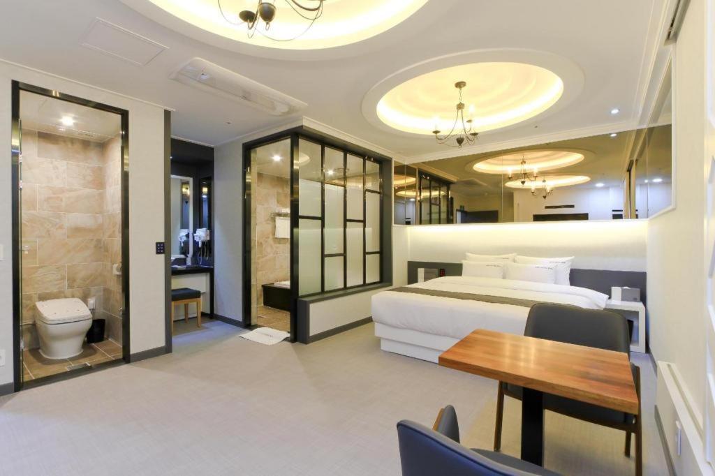 City Hotel G&G Busan Eksteriør billede